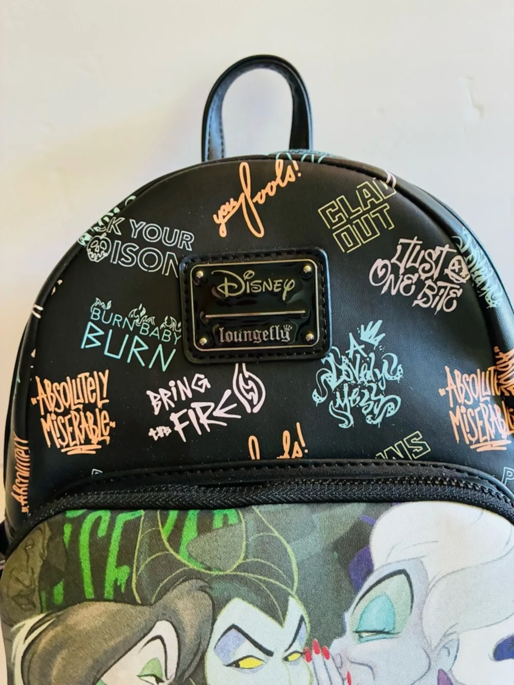 Disney Loungefly Villains Graphic Black Mini Backpack Hard Tag! EUC